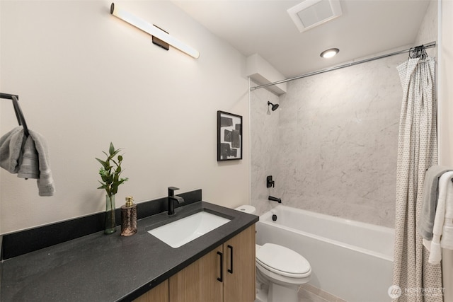 1106C 34th Ave, Seattle, WA 98122 - full bath with shower / bath combo and vanity