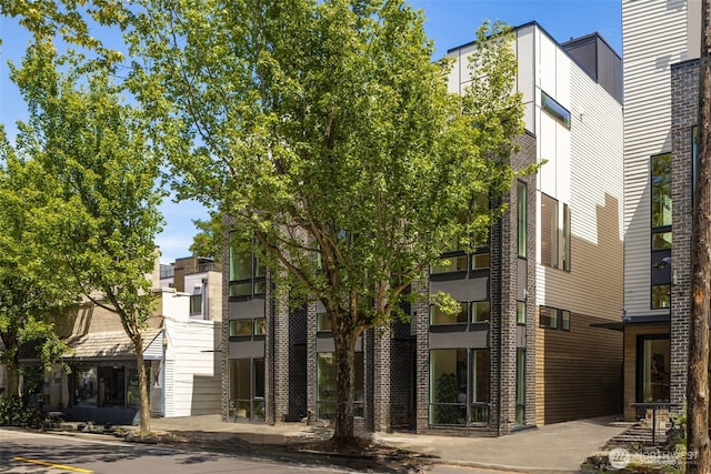1106C 34th Ave, Seattle, WA 98122 - view of building exterior