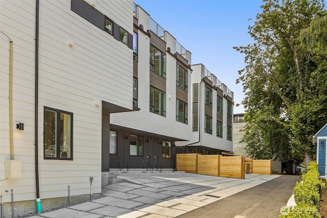 1106C 34th Ave, Seattle, WA 98122 - exterior space