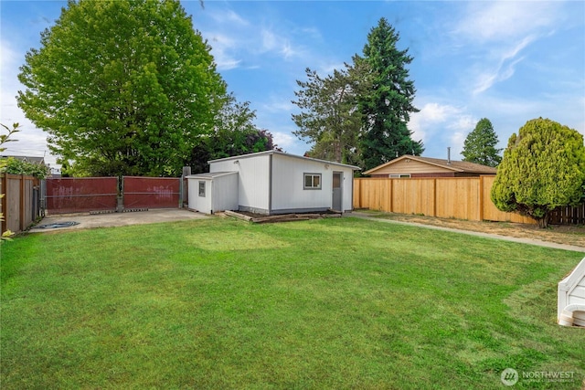4840 E B St, Tacoma, WA 98404 - view of fenced backyard