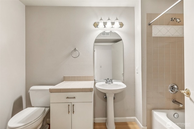 1300 Alki Ave SW Unit 100, Seattle, WA 98116 - full bath with toilet and bathing tub / shower combination