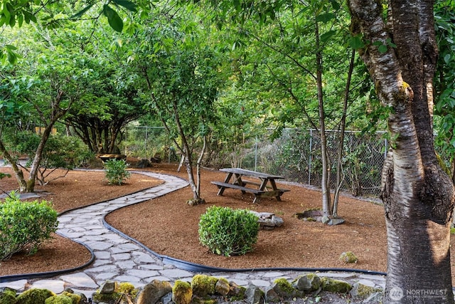 3322 Pacific Way, Longview, WA 98632 - surrounding community