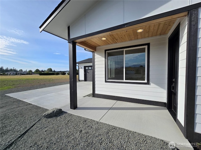 71 Falconcrest Ct, Sequim, WA 98382 - view of patio