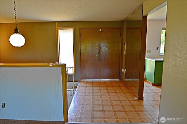 113 19th Ave SE, Puyallup, WA 98372 - view of foyer entrance