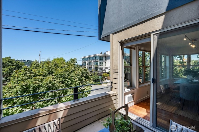 201 E Boston St Unit 2100, Seattle, WA 98102 - view of balcony