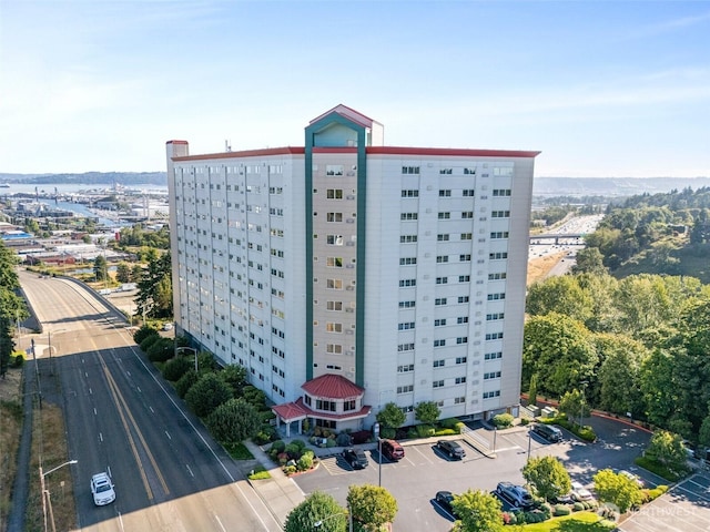 3201 Pacific Ave Unit 602, Tacoma, WA 98418 - view of property featuring uncovered parking