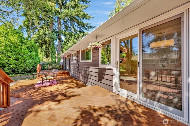 10507 NE 193rd St, Bothell, WA 98011 - deck with outdoor dining area