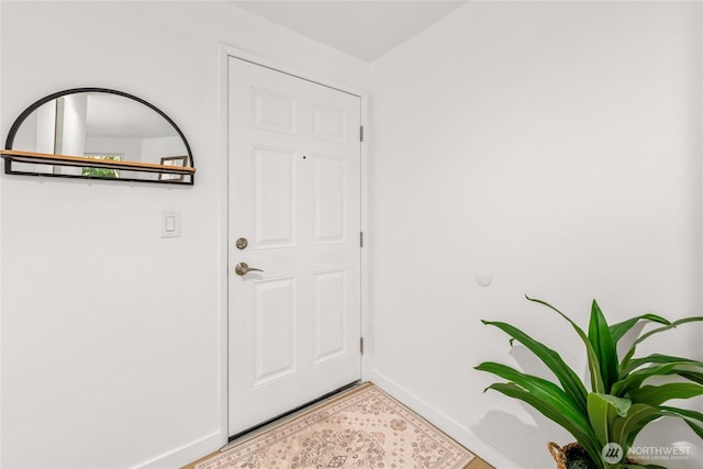 12504 NE 142nd Ln Unit C102, Kirkland, WA 98034 - entrance foyer with baseboards
