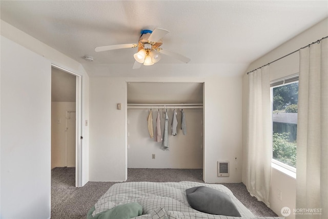 812 Duffy St, Aberdeen, WA 98520 - carpeted bedroom featuring a closet, heating unit, and a ceiling fan