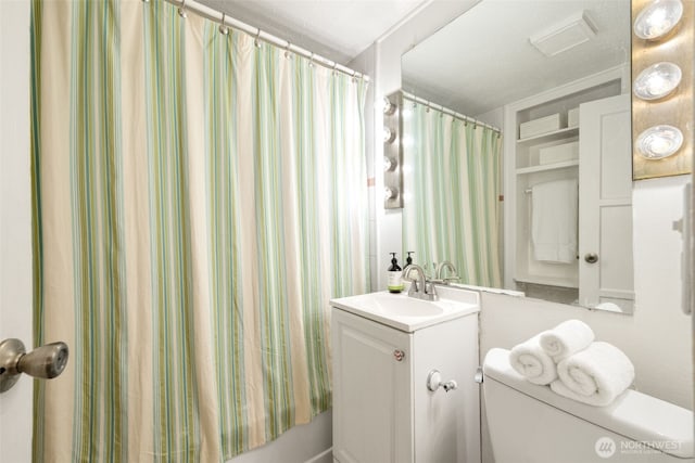 1524 30th Ave, Seattle, WA 98122 - full bathroom featuring toilet and vanity