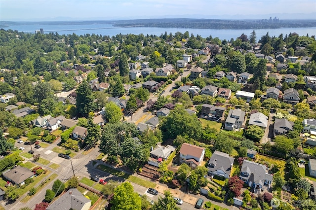 1524 30th Ave, Seattle, WA 98122 - aerial perspective of suburban area featuring a large body of water
