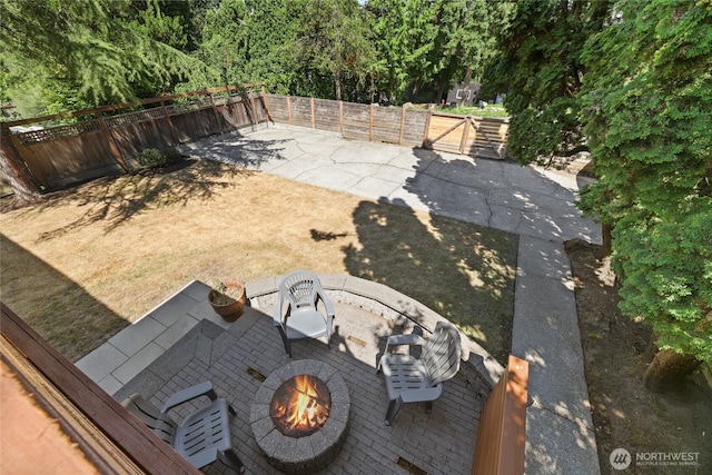 10032 35th Ave NE, Seattle, WA 98125 - view of yard with an outdoor fire pit and a patio area