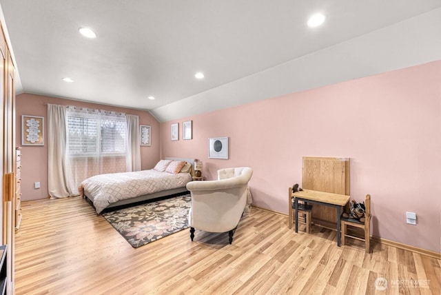 1307 Birchwood Dr, Everson, WA 98247 - bedroom featuring lofted ceiling, wood finished floors, and recessed lighting