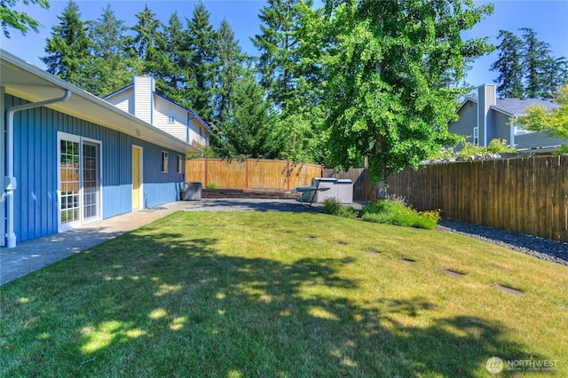 541 75th Way NE, Olympia, WA 98506 - fenced backyard with a patio