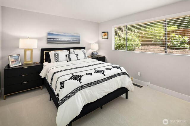 16671 SE 17th Pl, Bellevue, WA 98008 - bedroom featuring carpet floors and baseboards
