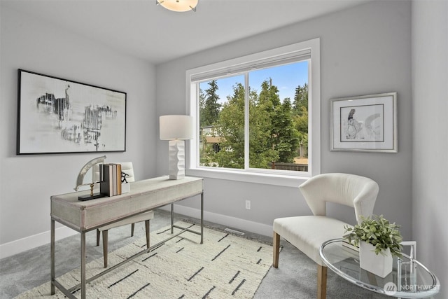 9909 123rd Ln NE, Kirkland, WA 98033 - office space featuring baseboards