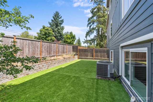 9909 123rd Ln NE, Kirkland, WA 98033 - view of fenced backyard