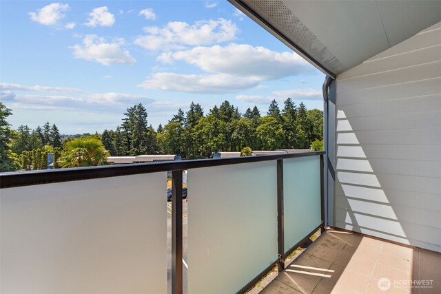 15152 65th Ave S Unit 818, Tukwila, WA 98188 - view of balcony