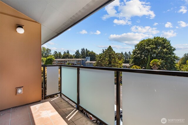15152 65th Ave S Unit 818, Tukwila, WA 98188 - view of balcony