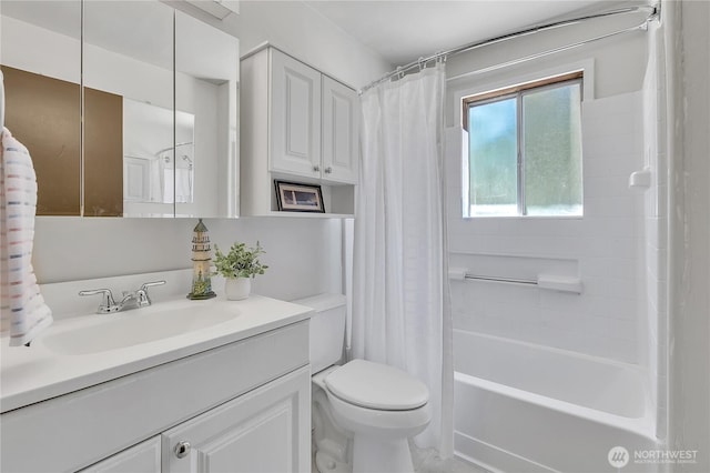 4239 S 184th Pl, Seatac, WA 98188 - bathroom featuring vanity and shower / tub combo
