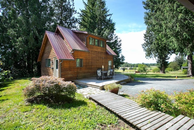 3915 Gilmore Rd, Everson, WA 98247 - view of side of home featuring a metal roof