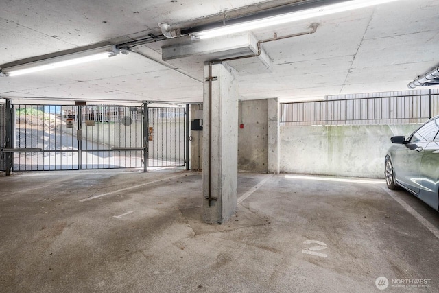 727 N 85th St Unit 102, Seattle, WA 98103 - view of parking deck