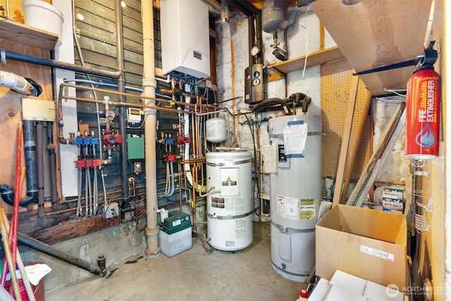 3522 S Leschi Pl, Seattle, WA 98144 - utilities featuring secured water heater and water heater