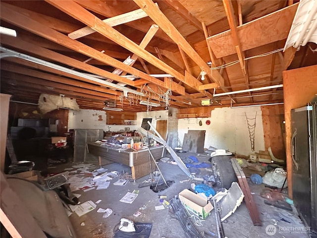 724 Hanford St, Omak, WA 98841 - miscellaneous room with a garage