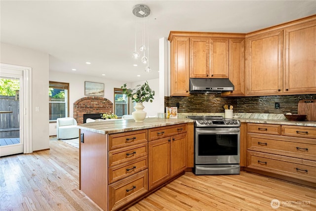 15101 91st Pl NE, Bothell, WA 98011 - kitchen with stainless steel electric range, extractor fan, decorative backsplash, light wood-style flooring, and recessed lighting