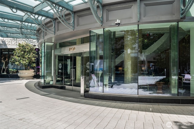 1920 4th Ave Unit 1207, Seattle, WA 98101 - property entrance with a surveillance system
