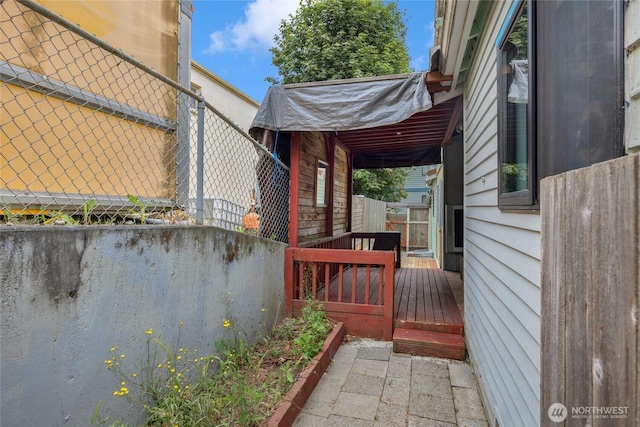 9404 Stone Ave N, Seattle, WA 98103 - view of wooden terrace