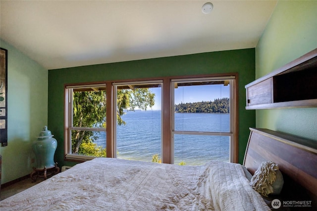 140 Admiralty Ln Unit 370, Port Ludlow, WA 98365 - bedroom featuring a water view and baseboards