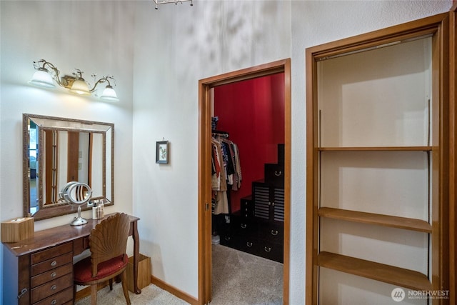 140 Admiralty Ln Unit 370, Port Ludlow, WA 98365 - bathroom featuring a spacious closet and vanity