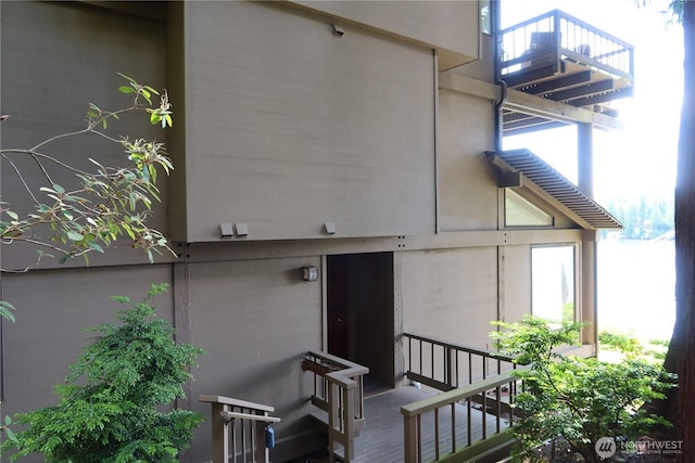 181 N Bay Ln Unit 2, Port Ludlow, WA 98165 - view of exterior entry