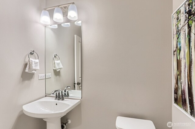 32336 135th Pl SE Unit 213, Sultan, WA 98294 - bathroom with toilet and a sink