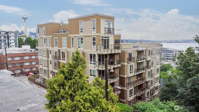 500 5th Ave W Unit 505, Seattle, WA 98119 - view of apartment building / complex