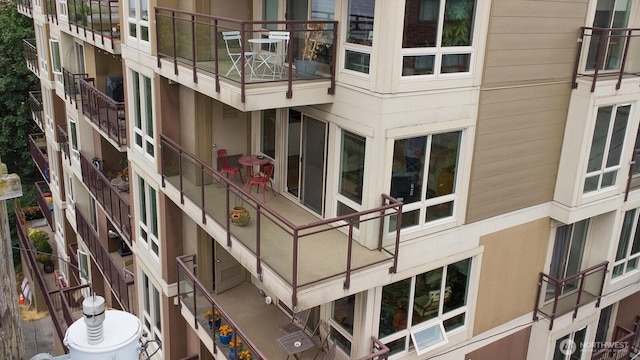 500 5th Ave W Unit 505, Seattle, WA 98119 - view of property