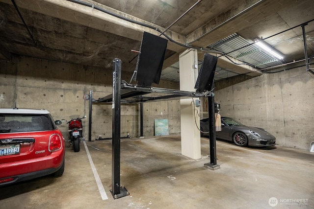 500 5th Ave W Unit 505, Seattle, WA 98119 - view of parking deck
