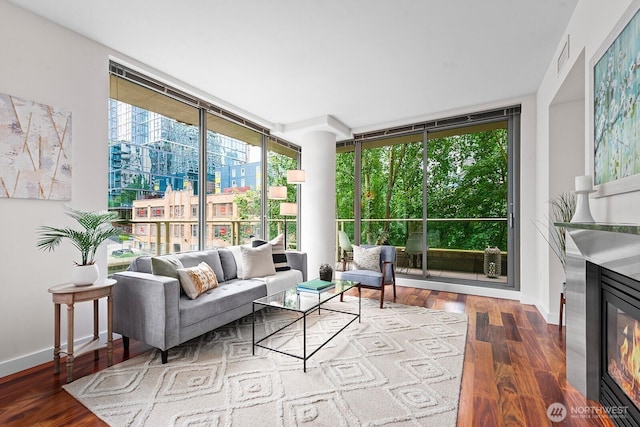 910 Lenora St Unit S403, Seattle, WA 98121 - view of sunroom / solarium