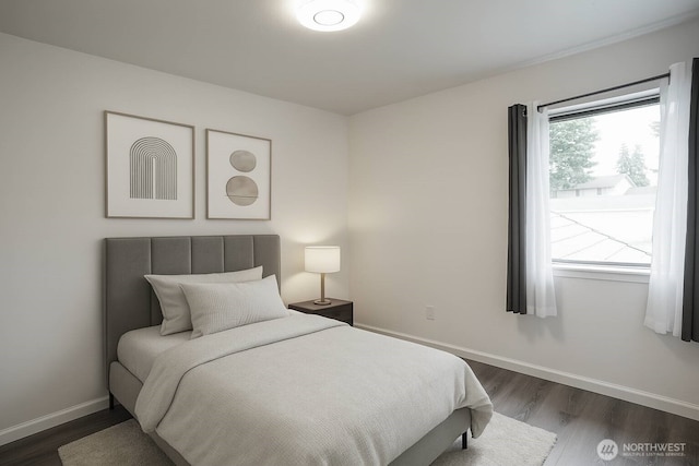 34801 30th Ave SW, Federal Way, WA 98023 - bedroom featuring dark wood-style floors and baseboards