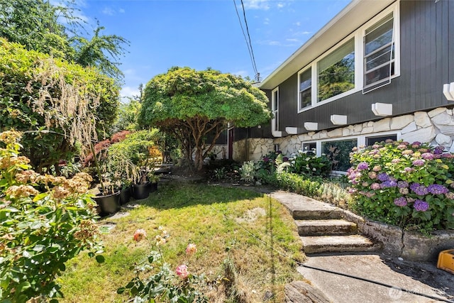 22616 88th Ave W, Edmonds, WA 98026 - view of grassy yard