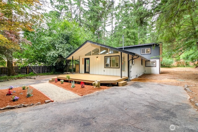 14605 Holiday Dr NW, Gig Harbor, WA 98329 - photo 1