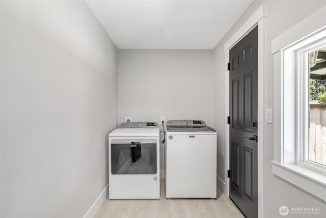 1316 115th St S, Tacoma, WA 98444 - laundry room featuring washing machine and clothes dryer and light wood-style floors