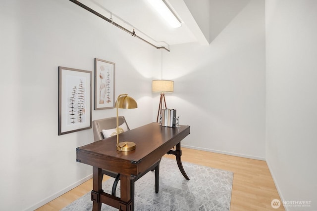 2400 8th Ave N Unit 2, Seattle, WA 98109 - office featuring light wood-style floors and baseboards