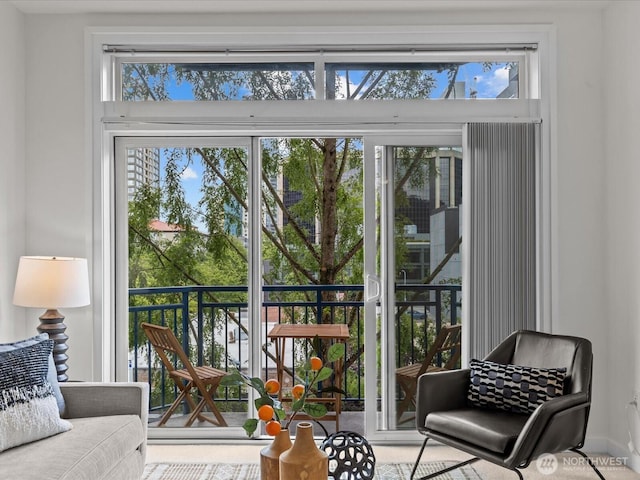 2415 2nd Ave Unit 541, Seattle, WA 98121 - view of sunroom