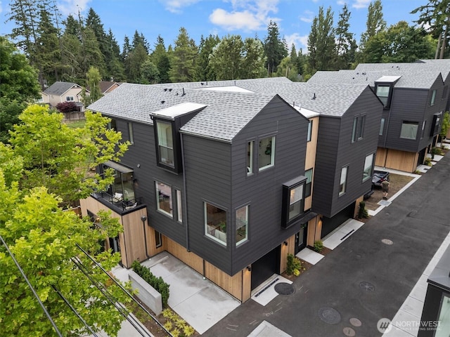 1327 N 185th St Unit A, Shoreline, WA 98133 - exterior space featuring roof with shingles