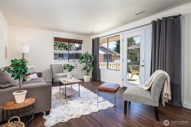 20632 76th Ave W Unit 4, Edmonds, WA 98026 - living room with wood finished floors and baseboards