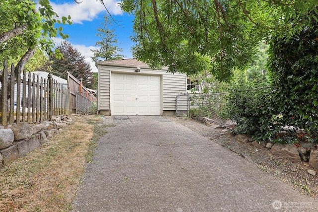 8153 34th Ave SW, Seattle, WA 98126 - detached garage with driveway