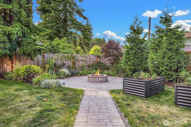 830 Mill Ave, Snohomish, WA 98290 - view of yard with a fire pit and a patio