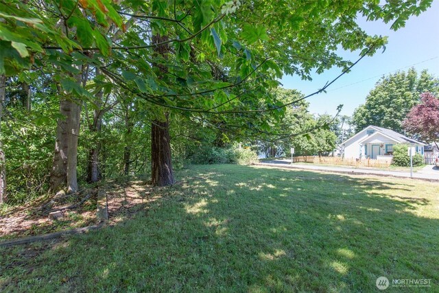 314 E 2nd St, Port Angeles, WA 98362 - view of grassy yard